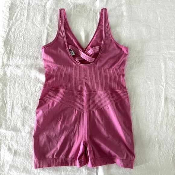 JoyLab Pink Seamless Shorts Bodysuit - Picture 2 of 7